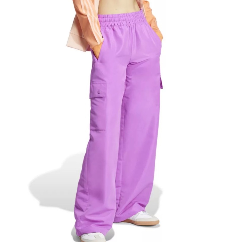 Adidas Originals Women's Essentials Woven Cargo Pants Size XS Purple Burst